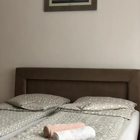 Bregovi Apartment *